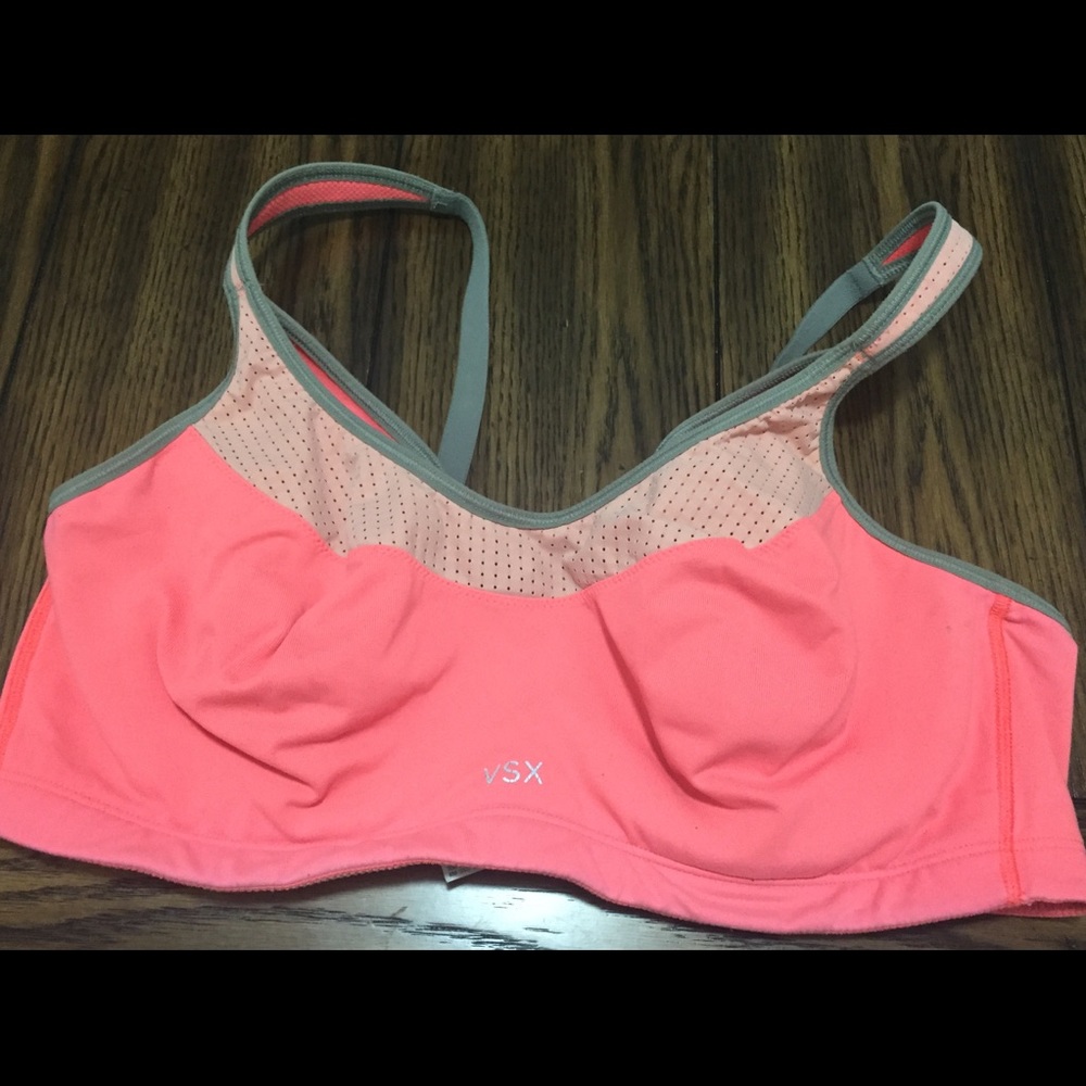Sports bra